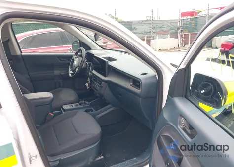 2025 Ford Maverick Xl из США, поврежденный, VIN 3FTTW8B35SRA29000